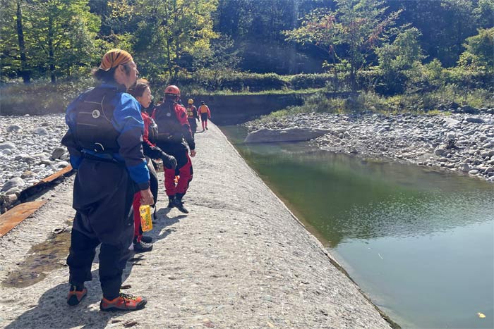 沙流川アッパーのダウンリバー