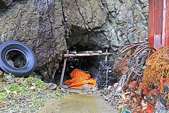 時空を超える三つの時代のトンネル