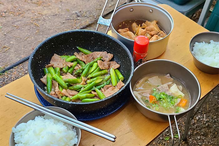 宇樽部キャンプ場夕食